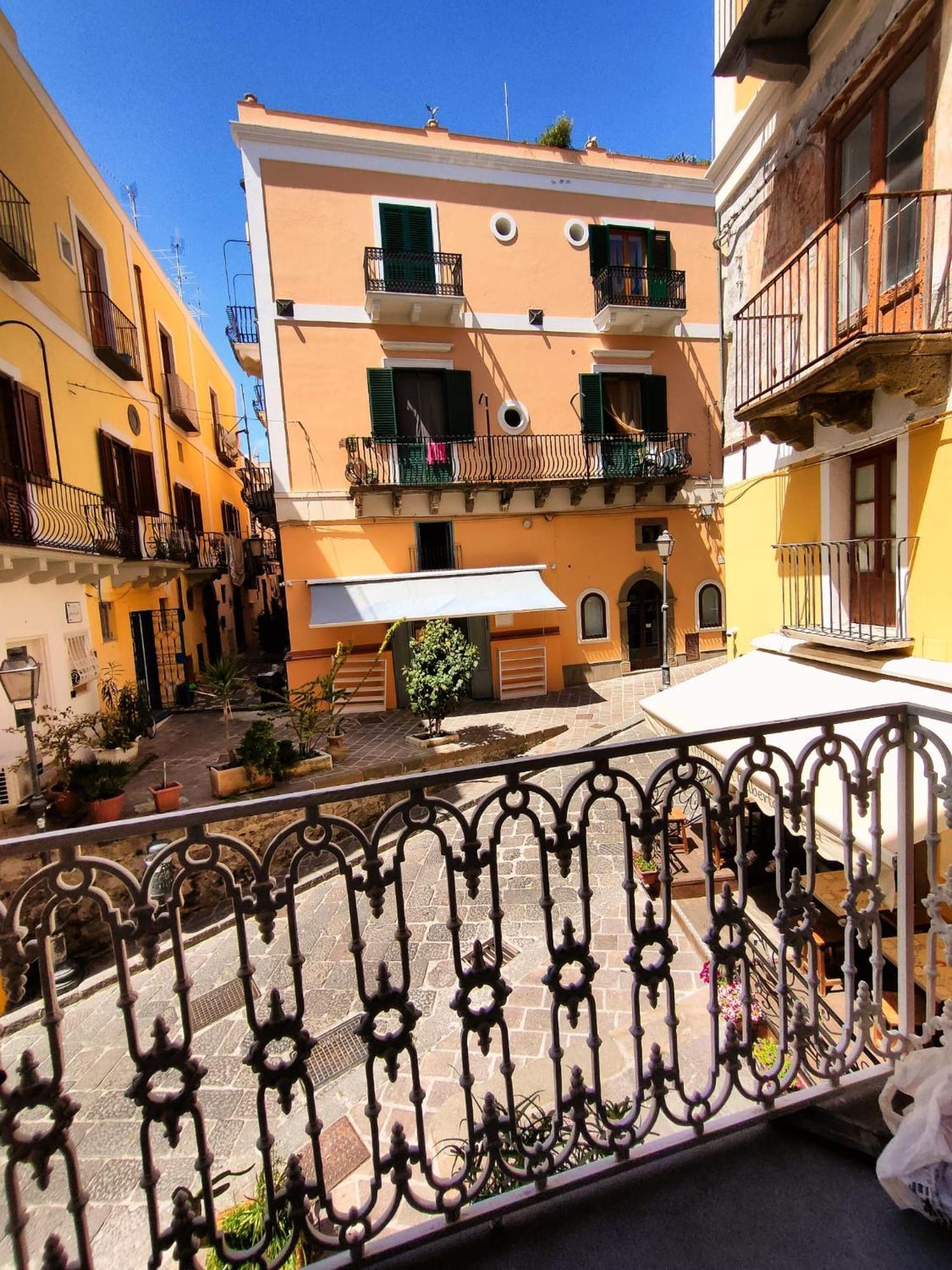 Lipari Suite B&B מראה חיצוני תמונה